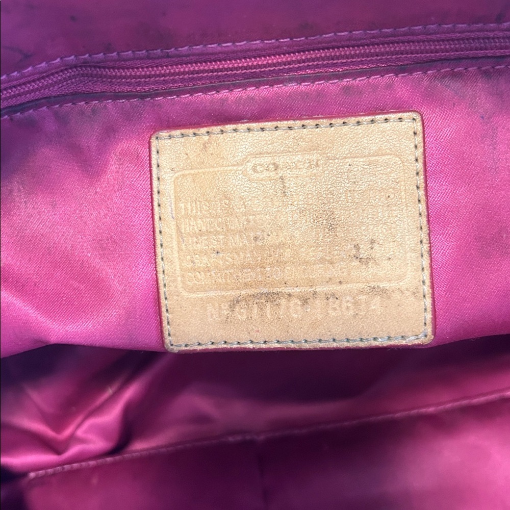 COACH 18674 Poppy Daisy Quilted Liquid Gloss Patent Leather Shoulder Bag Tote - Picture 11 of 11